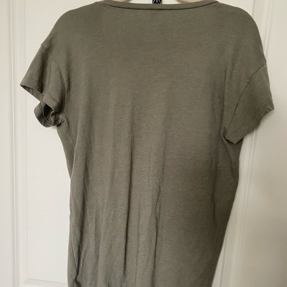 Longhorn Olive Shirt V-Cut - Picture 4 of 6